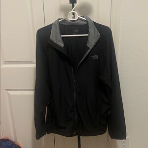 The North Face Men's Black and Gray Windbreaker